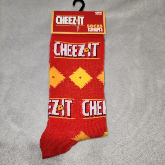 Cheez Its Crazy Crackers Mens socks Size 6-12 crazy crew unisex new women fun+ - Picture 7 of 11